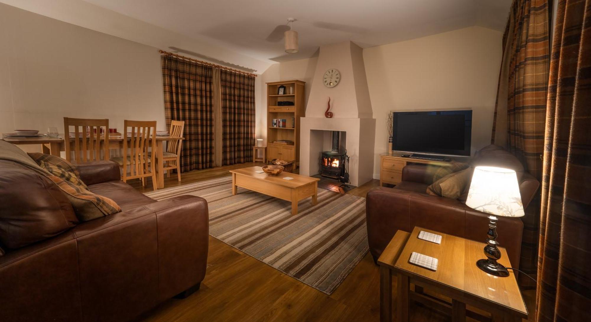 Abbey Holidays Loch Ness Luxury Self Catering 2 Bedroom Cottages Fort Augustus Eksteriør billede
