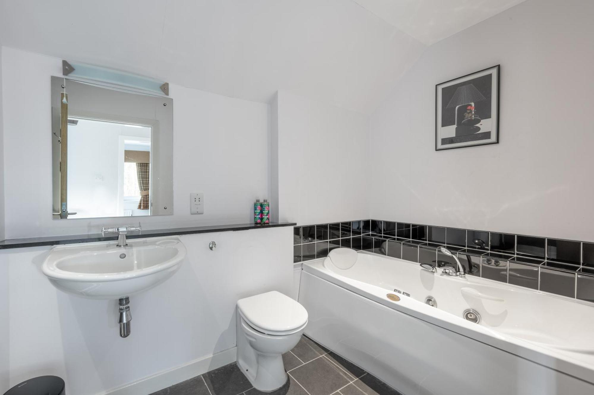 Abbey Holidays Loch Ness Luxury Self Catering 2 Bedroom Cottages Fort Augustus Værelse billede